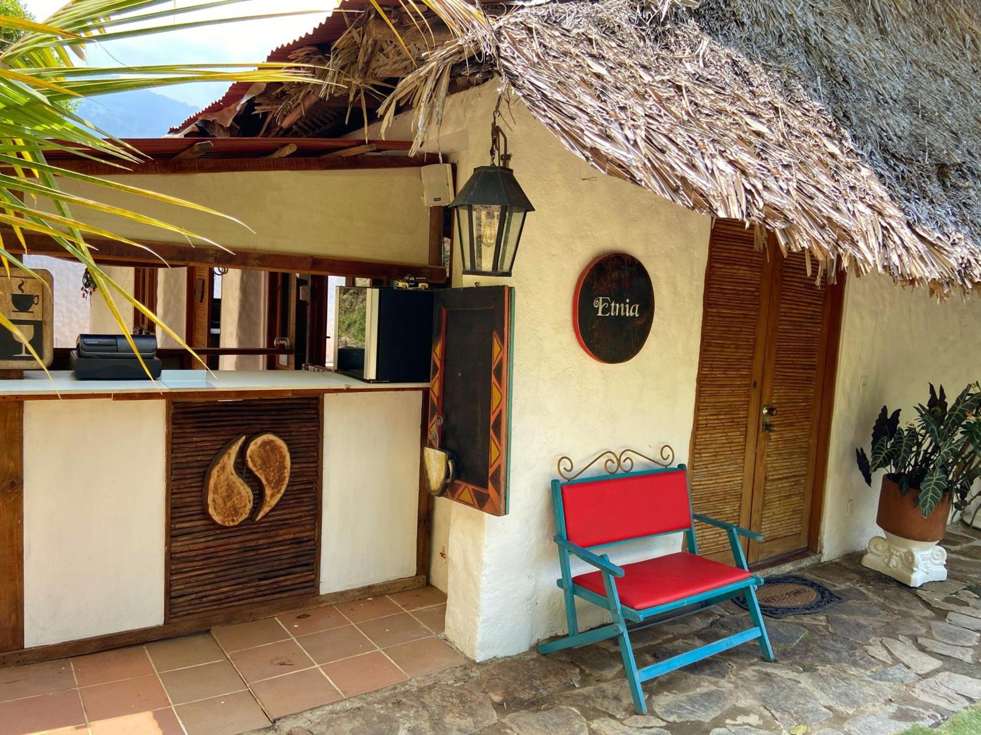 Etnia Lodge ミンカ エクステリア 写真
